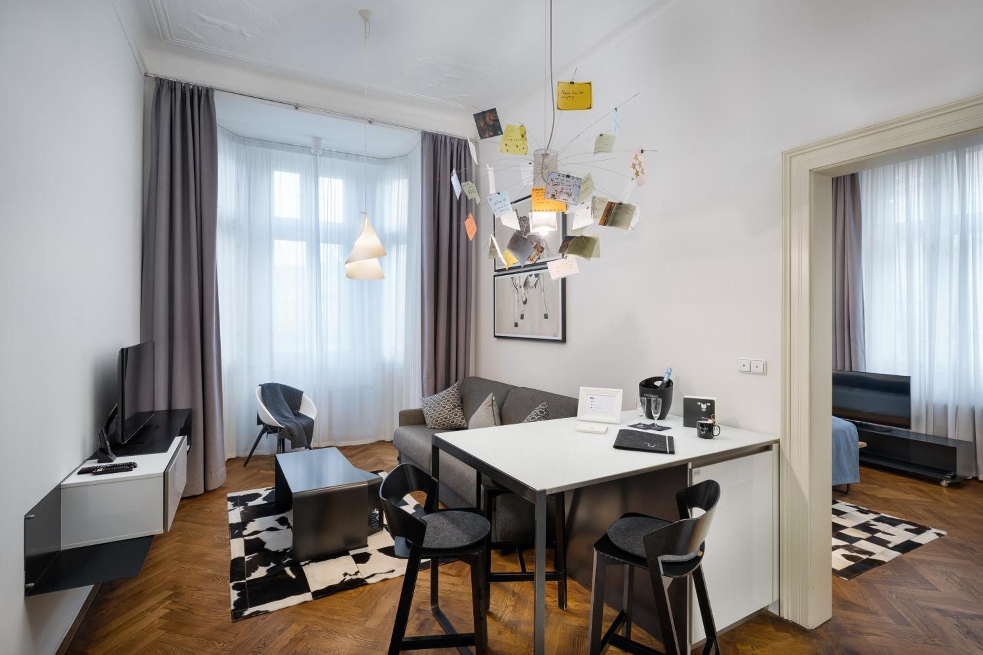 Mooo Downtown Apart otel Prag Dış mekan fotoğraf
