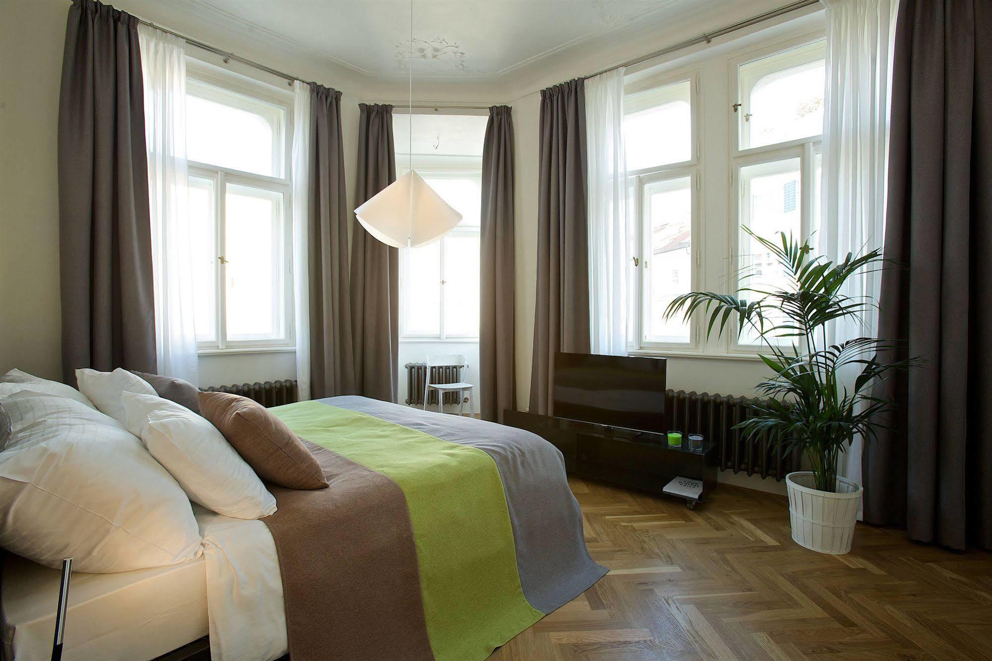Mooo Downtown Apart otel Prag Dış mekan fotoğraf